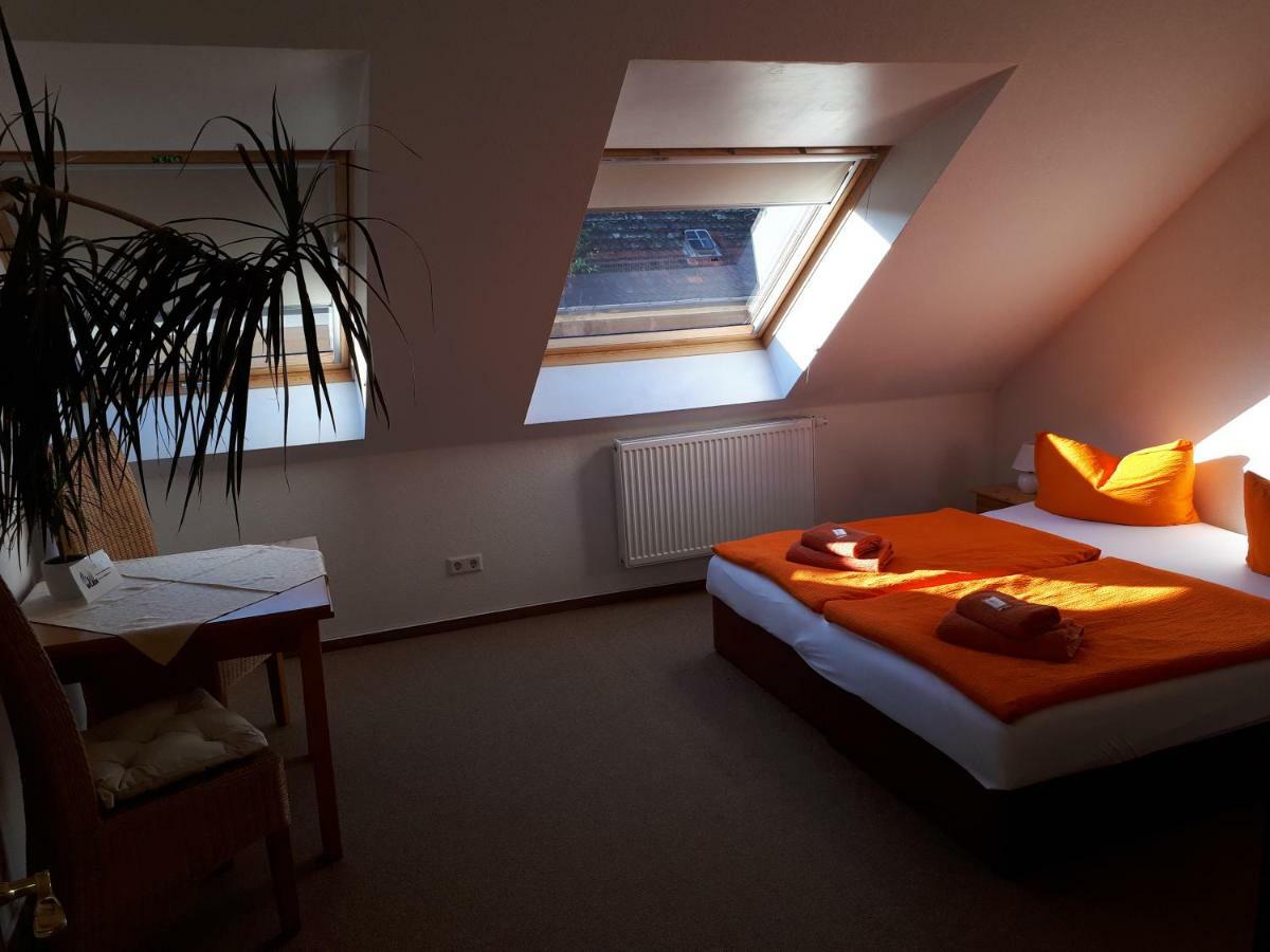 Pension Zum Birnbaum Brandenburg  Екстер'єр фото