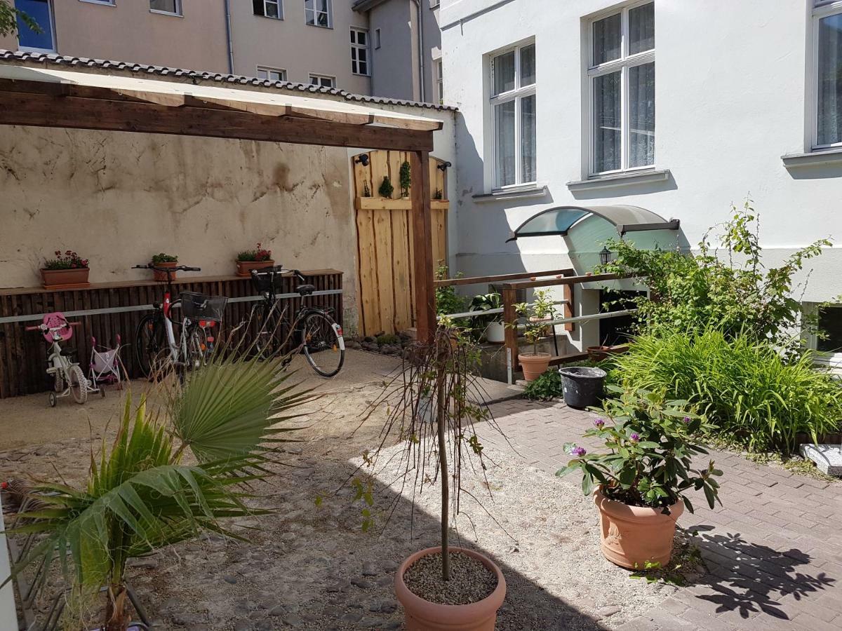 Pension Zum Birnbaum Brandenburg  Екстер'єр фото