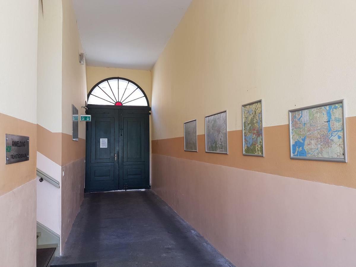 Pension Zum Birnbaum Brandenburg  Екстер'єр фото