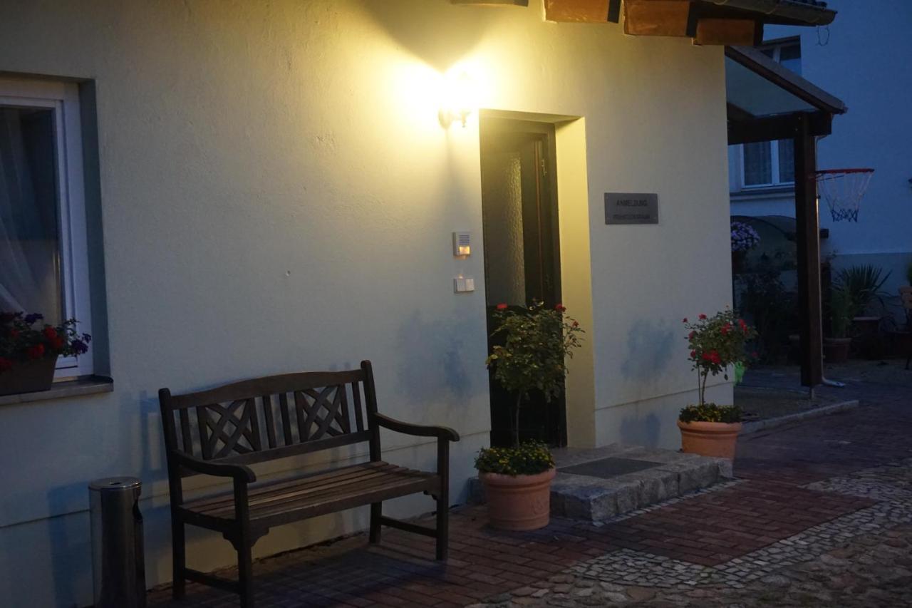 Pension Zum Birnbaum Brandenburg  Екстер'єр фото