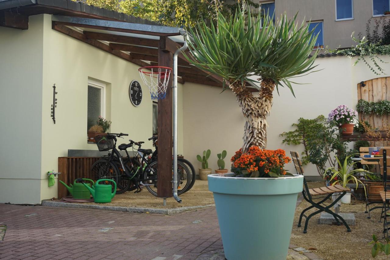 Pension Zum Birnbaum Brandenburg  Екстер'єр фото